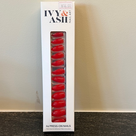 Ivy & Ash Other - Bold Red Press-On Nails